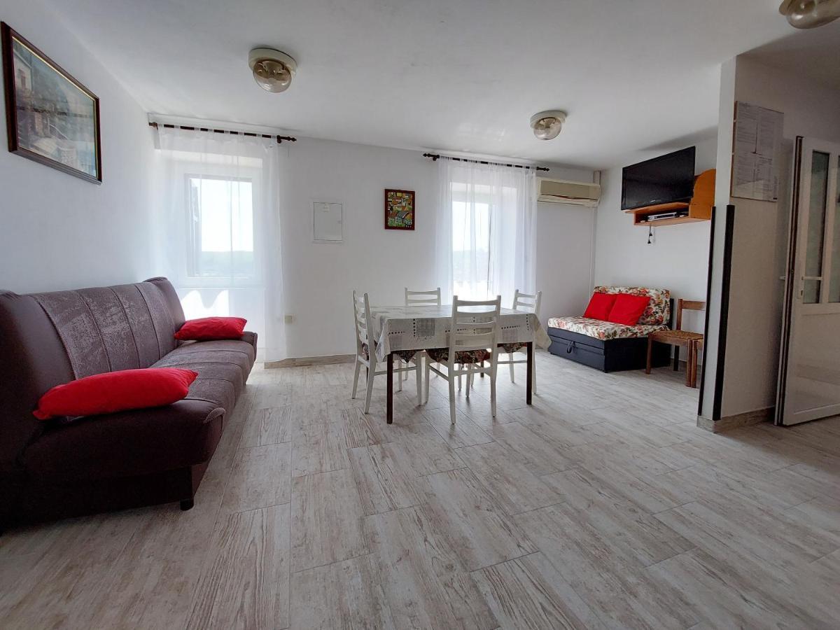 Apartments Ivan Čižići Εξωτερικό φωτογραφία