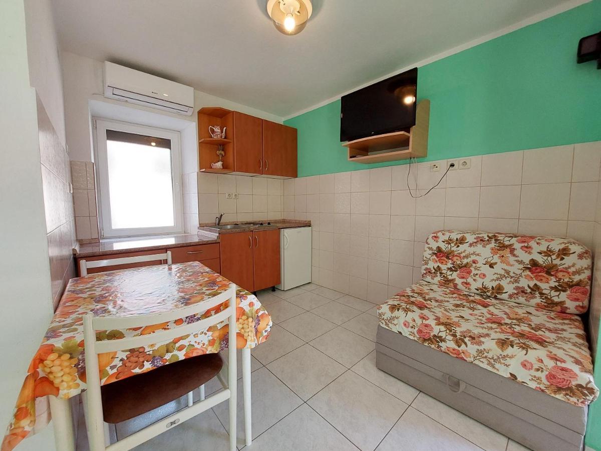 Apartments Ivan Čižići Εξωτερικό φωτογραφία