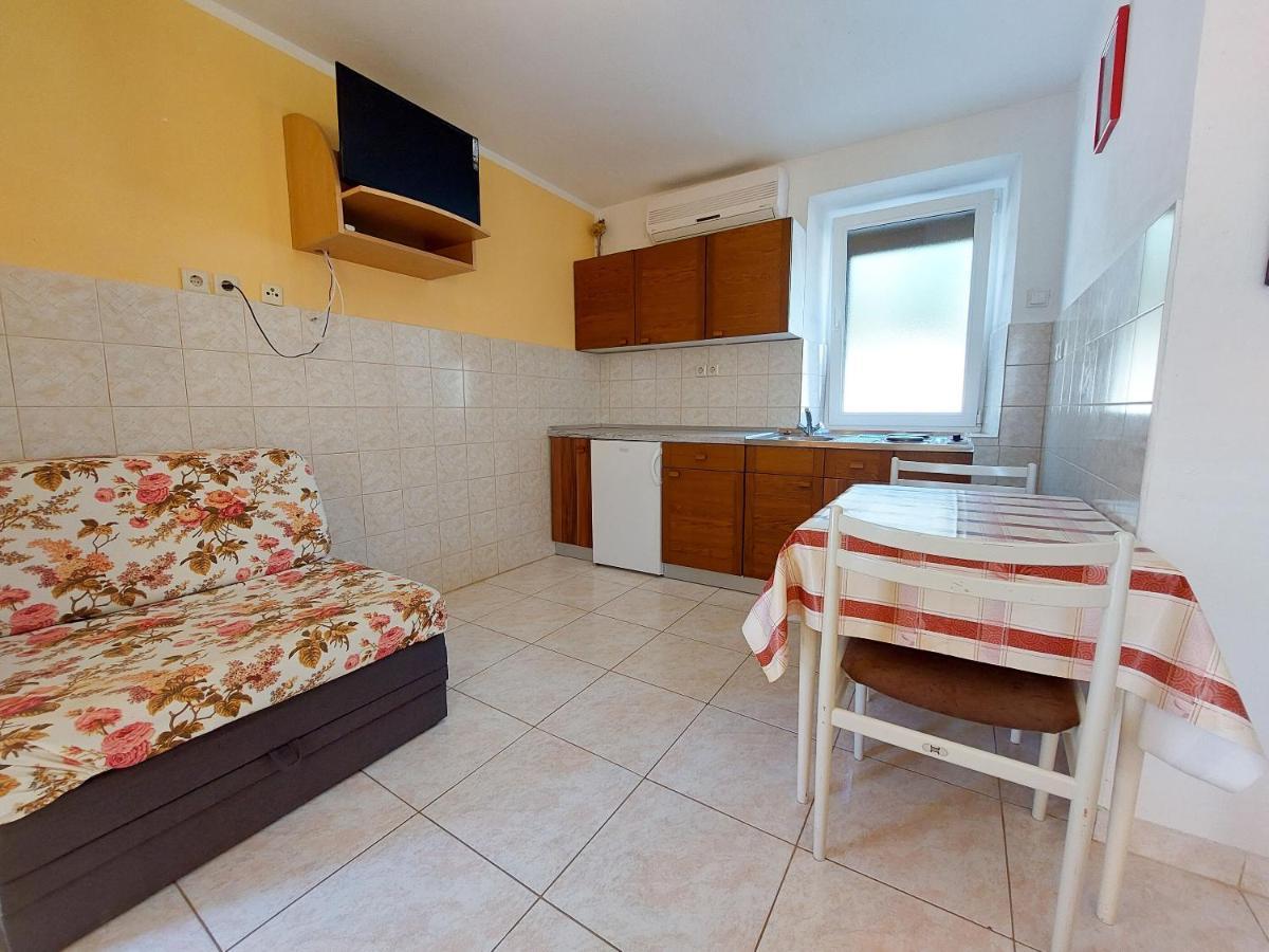 Apartments Ivan Čižići Εξωτερικό φωτογραφία