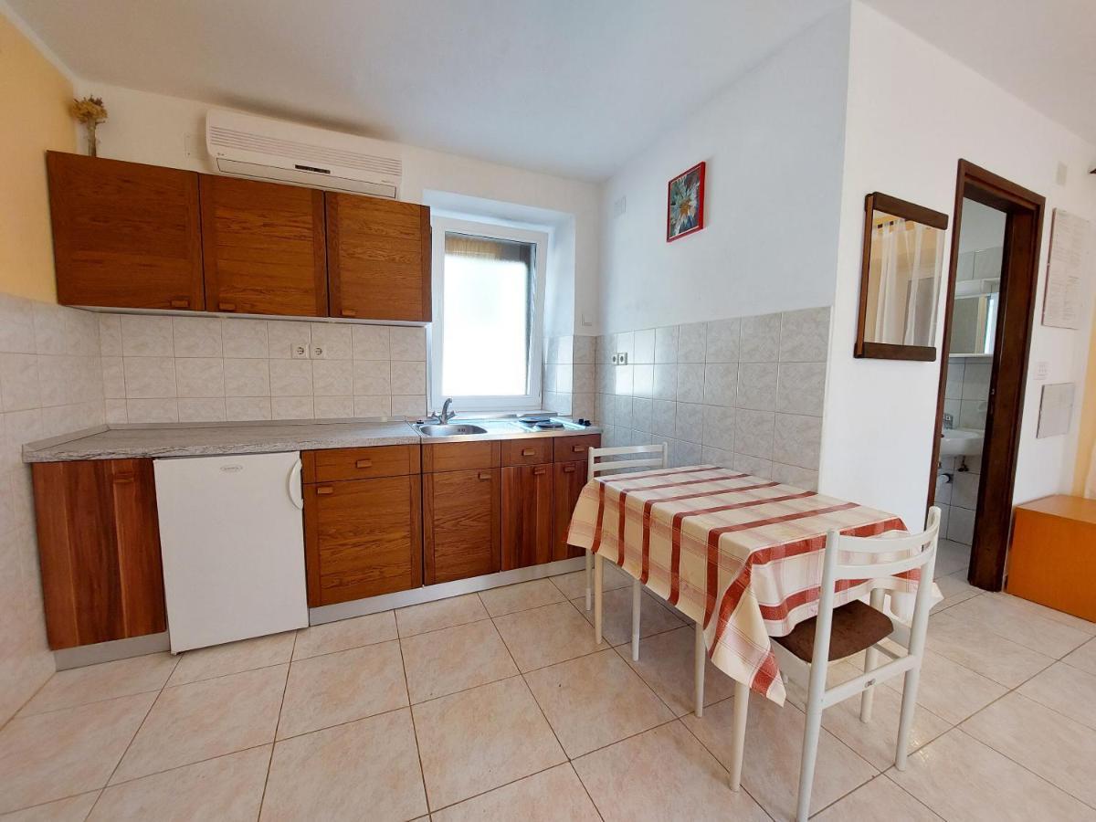 Apartments Ivan Čižići Εξωτερικό φωτογραφία