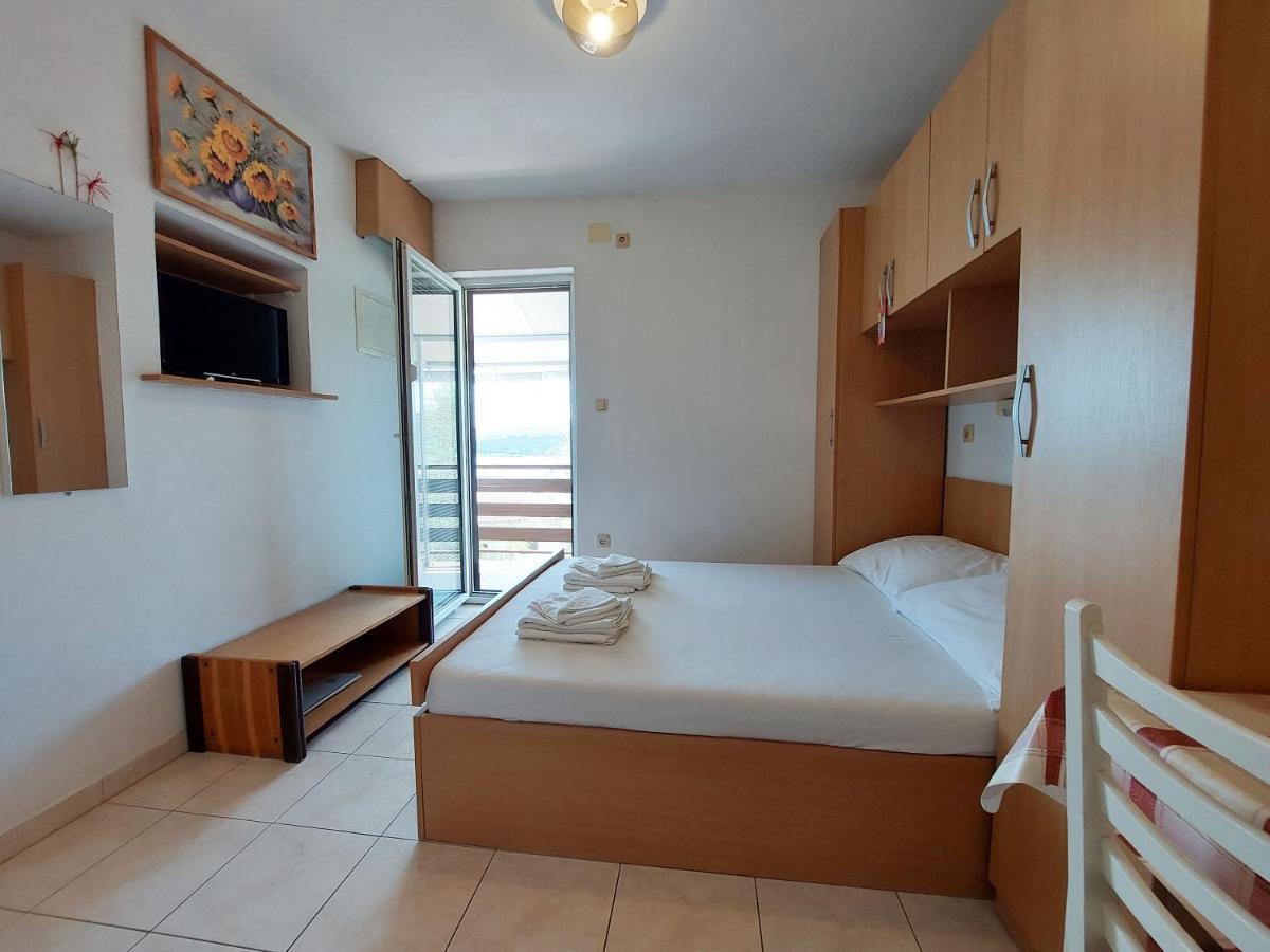 Apartments Ivan Čižići Εξωτερικό φωτογραφία